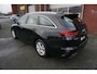 Kia Ceed Sportswagon 1.5 T-GDI 160PK AUTOMAAT DYNAMICLINE OKT 2023 CAMERA NAVIGATIE ANDROID-APPLECARPLAY RIJSTROOKSENSOR ECC AIRCO CRUISECONTROL PARKEERSENSOREN BLUETOOTH 4X ELECTR.RAMEN-SPIEGELS