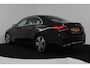 Mercedes-Benz A-klasse 180 Business Solution Luxury (SFEERVERLICHTING, STOELVERWARMING, CAMERA, CRUISE CONTROL, SENSOREN)