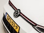 Volkswagen Golf 2.0 TSI GTI 245Pk Automaat (SCHUIFDAK, APPLE CARPLAY, GROOT NAVI, DYNAMISCHE KNIPPERLICHTEN, SFEERVERLICHTING, STUUR/STOELVERWARMING, ALCANTARA, KEYLESS, MATRIX LED KOPLAMPEN, NIEUWSTAAT)