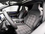 Volkswagen Golf 2.0 TSI GTI 245Pk Automaat (SCHUIFDAK, APPLE CARPLAY, GROOT NAVI, DYNAMISCHE KNIPPERLICHTEN, SFEERVERLICHTING, STUUR/STOELVERWARMING, ALCANTARA, KEYLESS, MATRIX LED KOPLAMPEN, NIEUWSTAAT)