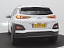 Hyundai Kona Electric EV Fashion 64 kWh / SOH 100% / Lederen Bekleding / Navigatie / KRELL Audio / Adaptive Cruise Control / Climate Control / Achteruitrijcamera /