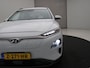 Hyundai Kona Electric EV Fashion 64 kWh / SOH 100% / Lederen Bekleding / Navigatie / KRELL Audio / Adaptive Cruise Control / Climate Control / Achteruitrijcamera /
