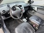 Peugeot 107 1.0-12V XS | 1E EIGENAAR | 12MND GARANTIE | AUTOMAAT | AIRCO | STOELVERWARMING | TREKHAAK | LEDER | LMV |