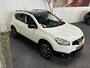 Nissan Qashqai AUTOMAAT 1.6 TEKNA PANORAMADAK 360 CAMERA TREKHAAK ACHTERUITRIJ CAMERA NAVIGATIE CLIMATE CONTROL  HALF LEDER 18 INCH LM INCL WINTERSET ZEER MOOI !!! Brgl