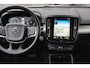 Volvo XC40 1.5 T2 Automaat Business Pro | Trekhaak | Navigatie | Camera | Stoel- + stuurverwarming | Achterbankverwarming | BLIS | 19 inch velgen | Keyless