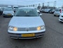 Volkswagen Golf 1.6-16V Trendline