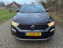 Volkswagen T-Roc TSI 116PK Adapt.cruise, Navi