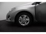Toyota Auris Touring Sports 1.8 Hybrid dealer onderhouden