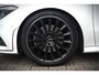 Mercedes-Benz CLA 200 Business Solution AMG | Panoramadak | Stoelverwarming | Keyless | Memory Seats | Cruise Control | Ambiance verlichting | Camera | Parkeersensoren |
