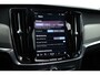 Volvo V90 2.0 T6 Plug-in hybrid AWD Plus Dark | Pano | Trekhaak elek. | 360 Cam. | Sport stoelen | H&K | ACC |