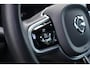 Volvo V60 2.0 T6 Plug-in hybrid AWD Plus Dark | Adaptive Cruise Control | Harman-Kardon | Trekhaak | Stoelverwarming voor/achter | Stuurwielverwarming