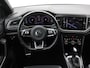 Volkswagen T-Roc 1.5 TSI R-Line | Pano dak | Camera | Stoelverwarming | Navigatie | 19" | ACC |