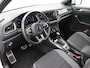Volkswagen T-Roc 1.5 TSI R-Line | Pano dak | Camera | Stoelverwarming | Navigatie | 19" | ACC |