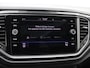 Volkswagen T-Roc 1.5 TSI R-Line | Pano dak | Camera | Stoelverwarming | Navigatie | 19" | ACC |