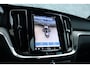 Volvo V60 2.0 T6 Plug-in hybrid AWD Plus Dark | Adaptive Cruise Control | Harman-Kardon | Trekhaak | Stoelverwarming voor/achter | Stuurwielverwarming