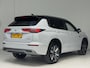 Mitsubishi Outlander 2.4 PHEV Instyle | Navigatie | YAMAHA Audio | Panoramadak | Stoel + stuurverwarming | 360 Camera |