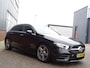 Mercedes-Benz A-klasse 220 Launch Edition Premium AMG NAVIGATIE|SFEERVERLICHING|AMG-LINE|PARKEER SENSOREN|STOELVERWARMING|LED KOPLAMPEN|NEDERLANDSE AUTO|