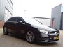 Mercedes-Benz A-klasse 220 Launch Edition Premium AMG NAVIGATIE|SFEERVERLICHING|AMG-LINE|PARKEER SENSOREN|STOELVERWARMING|LED KOPLAMPEN|NEDERLANDSE AUTO|