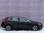 Volvo V40 2.0 D2 R-Design Business | Stoelverwarming | Parkeersensoren | Bi-xenon | Cruise control | High Performance Audio | Climate control |