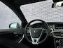 Volvo V40 2.0 D2 R-Design Business | Stoelverwarming | Parkeersensoren | Bi-xenon | Cruise control | High Performance Audio | Climate control |