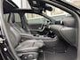 Mercedes-Benz A-klasse 180 AMG Line | Pano | LED | Sfeer | Stoel verwarming | Camera |