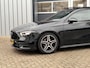 Mercedes-Benz A-klasse 180 AMG Line | Pano | LED | Sfeer | Stoel verwarming | Camera |
