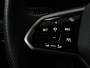 Volkswagen Golf 1.5 eTSI R-Line | Stoel & stuurverwarming | Camera | Sportstoelen | Sfeerverlichting | Digital Cockpit | Carplay | Adaptive cruise | Full LED