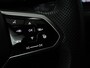 Volkswagen Golf 1.5 eTSI R-Line | Stoel & stuurverwarming | Camera | Sportstoelen | Sfeerverlichting | Digital Cockpit | Carplay | Adaptive cruise | Full LED