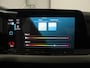 Volkswagen Golf 1.5 eTSI Life | Stoelverwarming | Carplay | Massage | Adaptive cruise | Navigatie | Sfeerverlichting | Parkeerhulp | Full LED | Memory