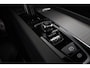 Volvo XC60 2.0 T8 Twin Engine AWD R-Design Luchtvering, Stoelverwarming, Panorama, Apple Carplay,