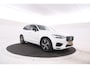 Volvo XC60 2.0 T8 Twin Engine AWD R-Design Luchtvering, Stoelverwarming, Panorama, Apple Carplay,