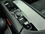 Volvo XC90 T8 390pk AWD R-Design / 22'' / Head-Up / Elektr. Stoelen / Nubuck / 360 Camera / Panoramadak / Adapt. Cruise / BLIS / Alarm 3 / Full-LED / Keyless / Getint glas /
