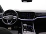Volkswagen Touareg 3.0 TSi eHybrid 4MOTION R Edition 463PK Aut. Trekhaak, 22" LM Velgen, Pano-Schuifdak, Puglia Leder, 360gr. Camera, Stoelverwarming & Koeling, Memorystoel, Servosluiting, Head-Up Display