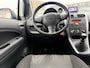 Opel Agila 1.0 Edition 5 drs met airco en navigatie en bluetooth telefoon