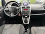 Opel Agila 1.0 Edition 5 drs met airco en navigatie en bluetooth telefoon