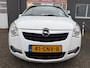 Opel Agila 1.0 Edition 5 drs met airco en navigatie en bluetooth telefoon
