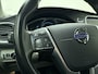 Volvo V40 T3 153pk Momentum / Keyless / PDC + Camera / Premium Sound / Stoelverwarming / 17'' / Getint Glas / Gekoeld Dashboardkastje / Xenon / Afn. Trekhaak / Bluetooth /