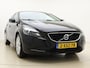 Volvo V40 T3 153pk Momentum / Keyless / PDC + Camera / Premium Sound / Stoelverwarming / 17'' / Getint Glas / Gekoeld Dashboardkastje / Xenon / Afn. Trekhaak / Bluetooth /