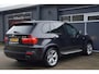 BMW X5 XDrive48i PANO COMFORTSTOELEN MEMORY XENON BOMVOL
