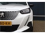 Peugeot e-2008 EV Allure Pack 50 kWh | 100% SOH / Nieuwstaat! | 3D I-cockpit | Half Leder | Adaptieve Cruise | Camera | Lichtmetaal | Apple Carplay / Android Auto