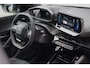 Peugeot e-2008 EV Allure Pack 50 kWh | 100% SOH / Nieuwstaat! | 3D I-cockpit | Half Leder | Adaptieve Cruise | Camera | Lichtmetaal | Apple Carplay / Android Auto