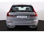 Volvo XC60 T6 Recharge AWD Plus Dark - Panorama/schuifdak - IntelliSafe Assist & Surround - 360º Camera - Verwarmde voorstoelen, stuur & achterbank - Parkeersensoren voor & achter - Elektr. bedienb. voorstoelen met geheugen - Draadloze tel. lader - Elektr. inklapbare trekhaak - 19' LMV