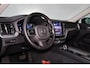 Volvo XC60 T6 Recharge AWD Plus Dark - Panorama/schuifdak - IntelliSafe Assist & Surround - 360º Camera - Verwarmde voorstoelen, stuur & achterbank - Parkeersensoren voor & achter - Elektr. bedienb. voorstoelen met geheugen - Draadloze tel. lader - Elektr. inklapbare trekhaak - 19' LMV