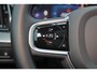 Volvo XC60 T6 Recharge AWD Plus Dark - Panorama/schuifdak - IntelliSafe Assist & Surround - 360º Camera - Verwarmde voorstoelen, stuur & achterbank - Parkeersensoren voor & achter - Elektr. bedienb. voorstoelen met geheugen - Draadloze tel. lader - Elektr. inklapbare trekhaak - 19' LMV