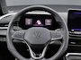 Volkswagen T-Roc 1.5 eTsi R-Line First Edition / Carplay / Navi / IQ Light / 19" LM velgen / R-Line / Camera