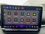 Volkswagen T-Roc 1.5 eTsi R-Line First Edition / Carplay / Navi / IQ Light / 19" LM velgen / R-Line / Camera