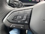 Volkswagen T-Roc 1.5 eTsi R-Line First Edition / Carplay / Navi / IQ Light / 19" LM velgen / R-Line