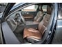 Volvo V60 Cross Country 2.0 B5 AWD Pro | Panoramadak | Head-up display | Harman Kardon audio | Nappa lederen bekleding | 360 camera | Elektrische stoelverstelling | Standkachel | Adaptive cruise control | Actieve LED koplampen |