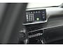 Peugeot 2008 PureTech 130 GT-Line | Camera | Adaptieve Cruise Control | Allseason Banden | Navigatie