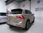 Volkswagen Tiguan 2.0 TSI DSG 220PK 4Motion Highline R-Line "Automaat" Full-LED Trekhaak Apple-Carplay Dynaudio Virtual Stoelverw.